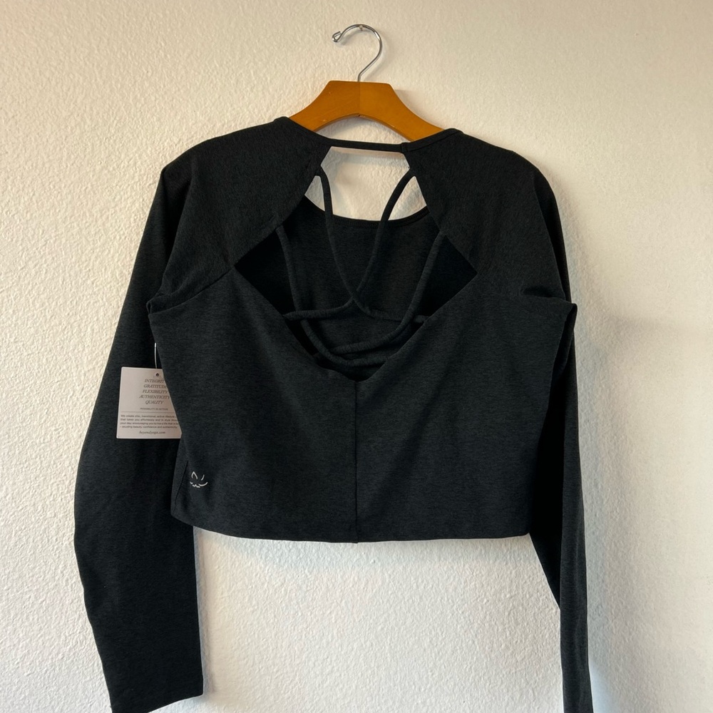 Beyond Yoga Spacedye Enlighten Cropped Pullover Darkest Night Black Size XL - Picture 7 of 11